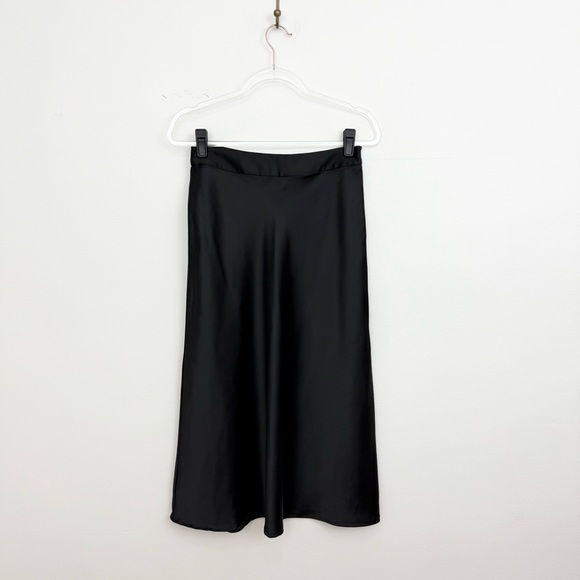 J. McLaughlin Zahara Black Satin Midi Skirt – Size 4 - Picture 2 of 5